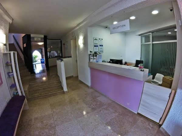 Vista Hotel